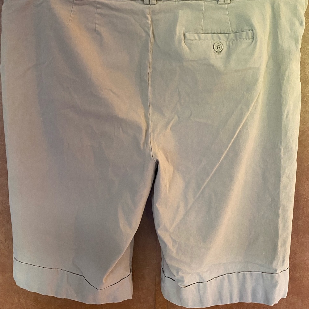 Lane Bryant Bermuda shorts khaki size 20